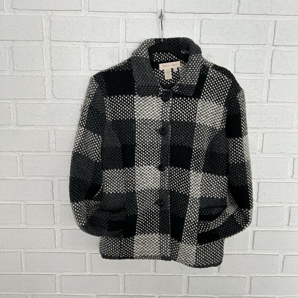The Territoy Ahead Knit Jacket Classy Womens M Grey Plaid Fancy Buttons Pockets